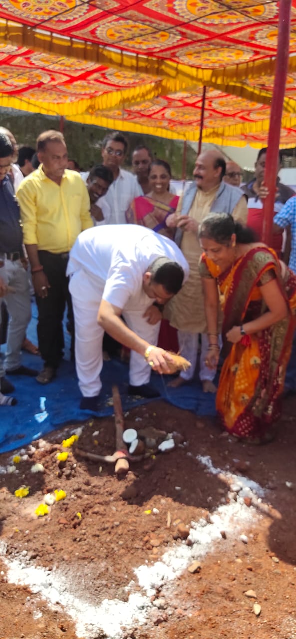 જોળ ગ્રામ પંચાયત અને મહુવા ગ્રામ પંચાયતના મકાનો નું ખાતર્મુત