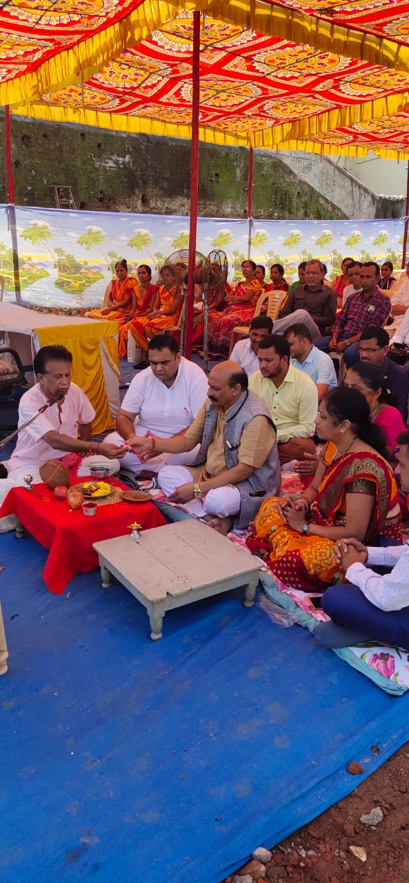 જોળ ગ્રામ પંચાયત અને મહુવા ગ્રામ પંચાયતના મકાનો નું ખાતર્મુત