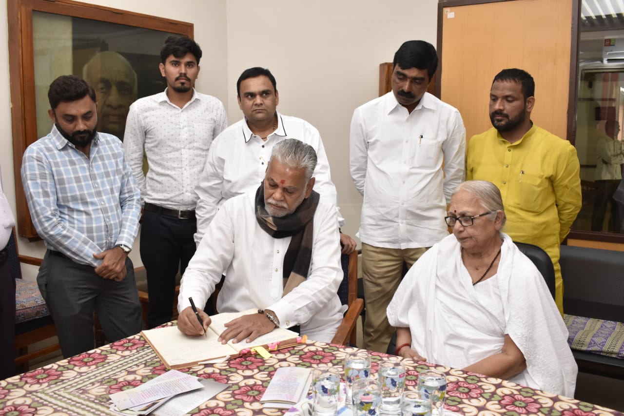 સરદાર સંગોષ્ઠિ બારડોલી સ્વરાજ આશ્રમ