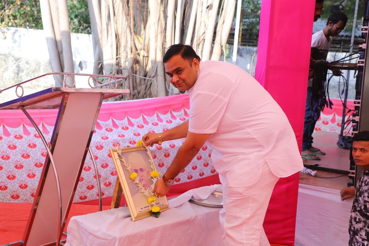 શ્રી દયાળજી અનાવિલ કેળવણી મંડળ મજૂરાગેટ સુરત કન્યા છાત્રાલય નું ખાતર્મુત કાર્યક્રમ.