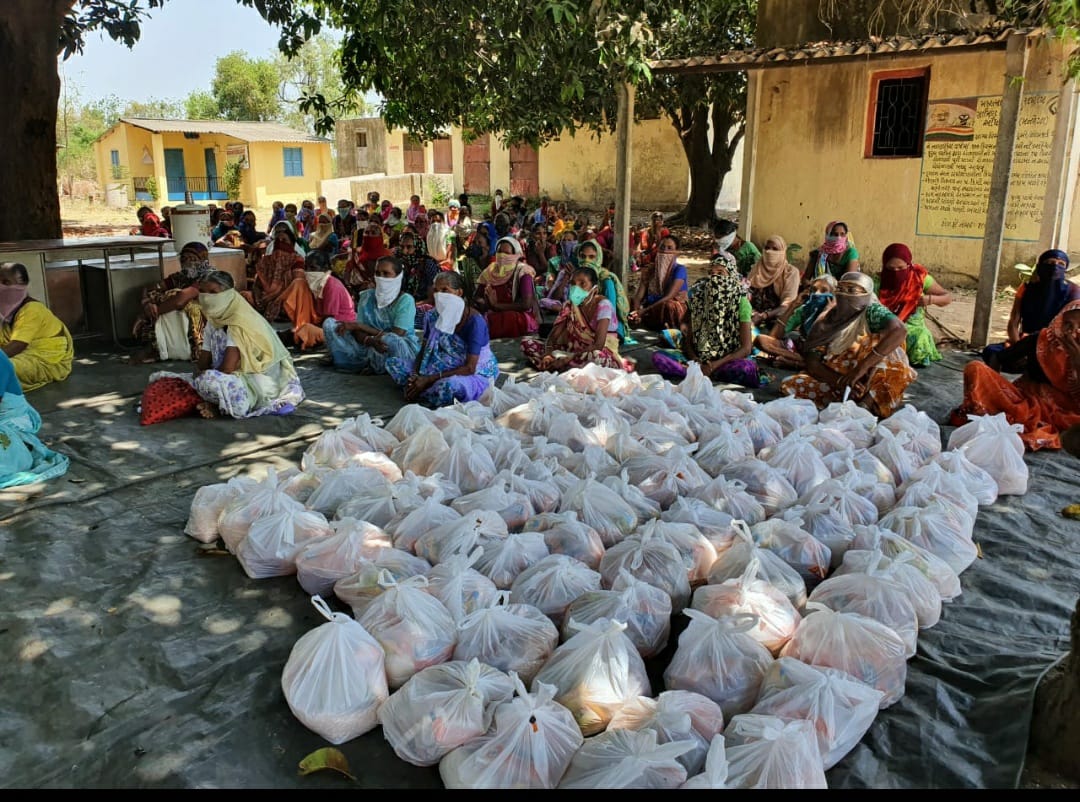 કોવિડ-19 ની મહુવા તાલુકા માં સેવાકીય પ્રવૃત્તિ