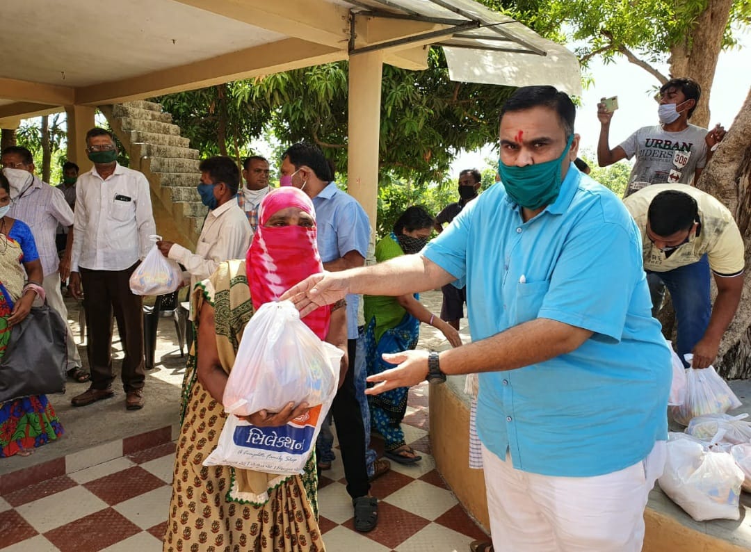 કોવિડ-19 ની મહુવા તાલુકા માં સેવાકીય પ્રવૃત્તિ