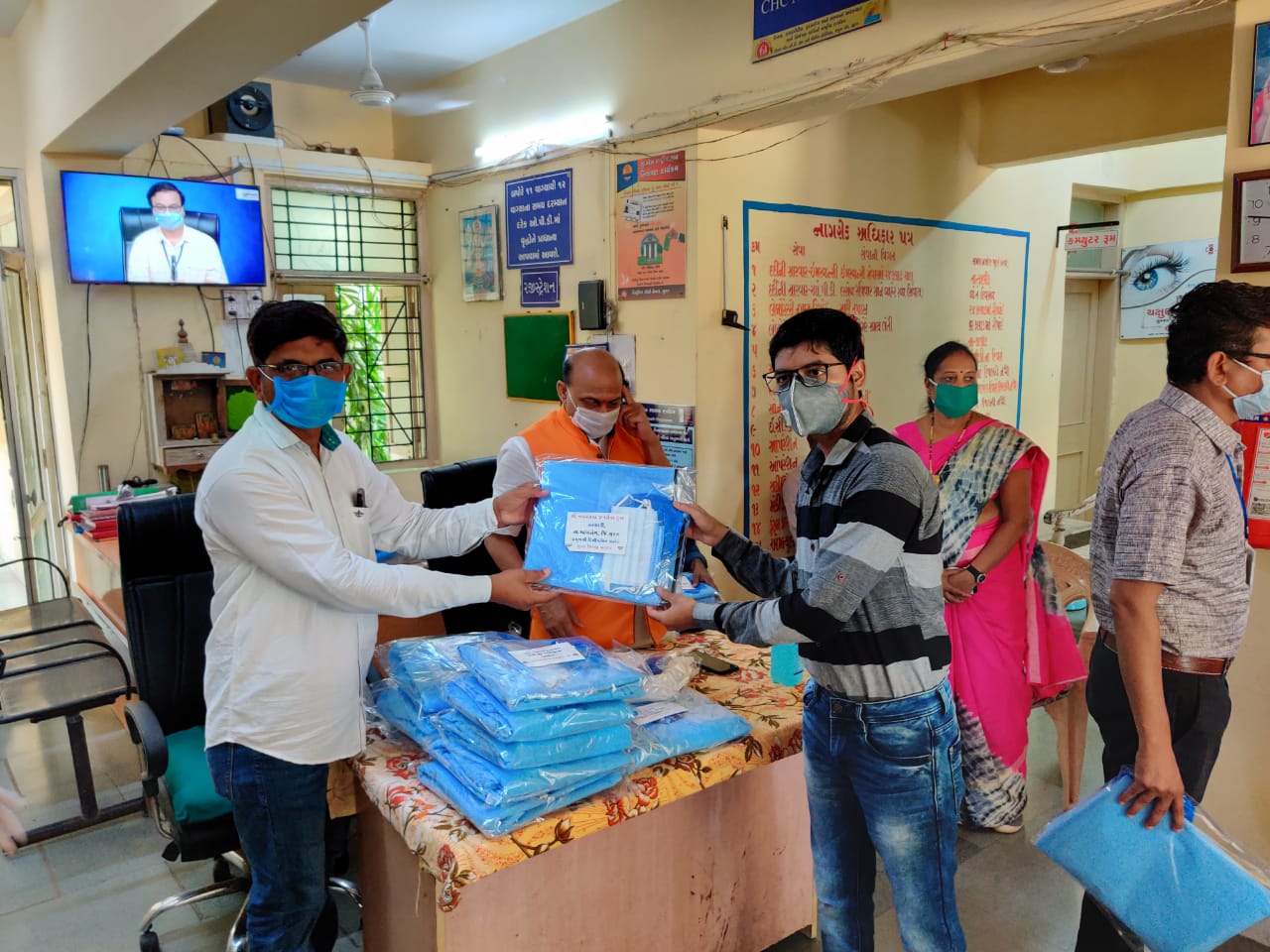 કોવિડ-19 ની મહુવા તાલુકા માં સેવાકીય પ્રવૃત્તિ