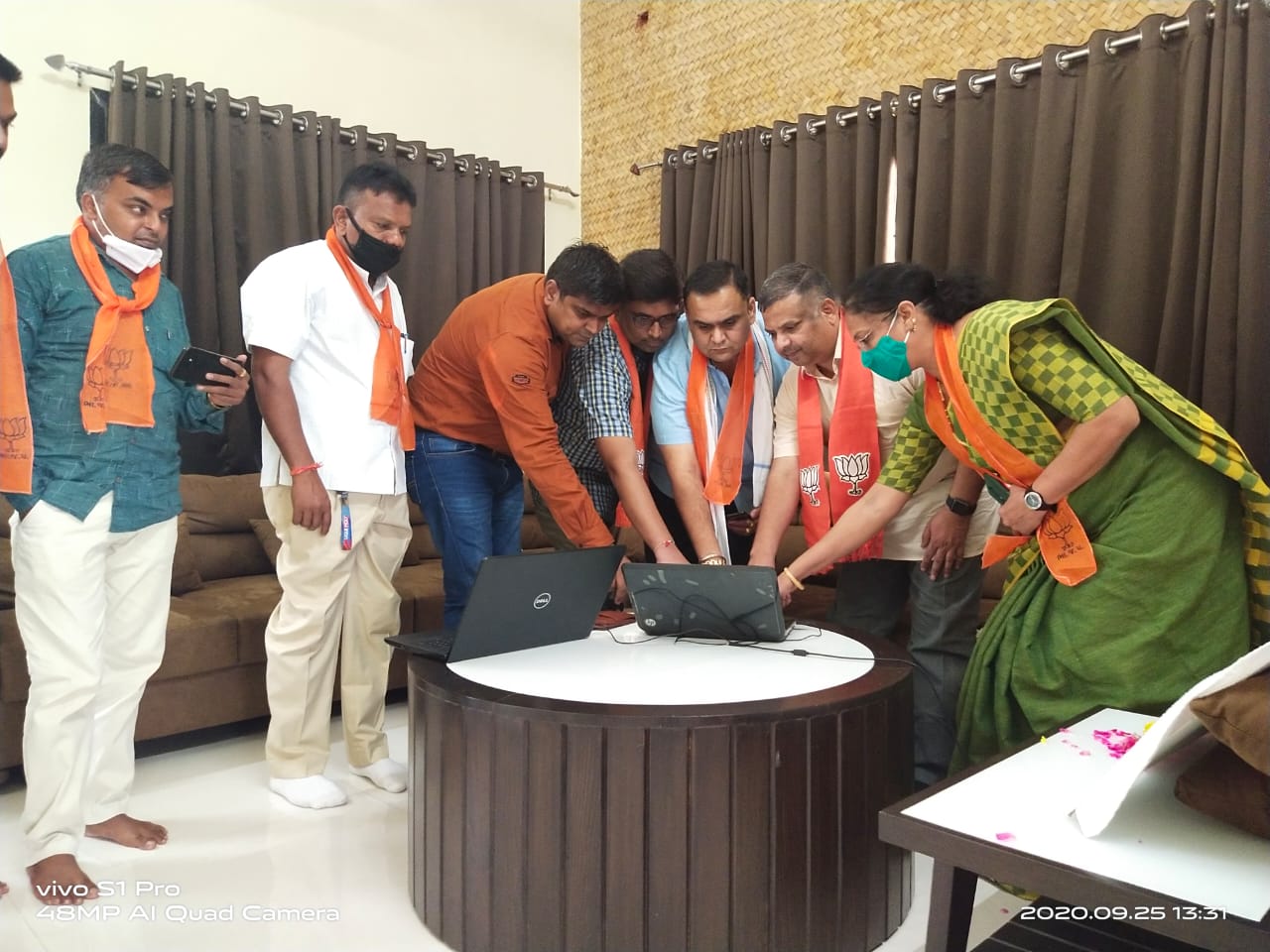 સેવા એજ સંગઠન મહુવા તાલુકા ભાજપા સંગઠન કોવિડ-19 અંતર્ગત ઇ-બુક લોન્ચિંગ