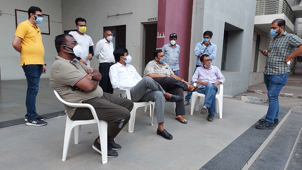 સુરત જિલ્લા પંચાયતના દ્વારા 2021 માં કોરોના ની બીજી લેહર માં માલિબા કોવિડ સેન્ટર રોજ વિઝીટ કરી સેવાકીય કાર્ય કરવામાં આવ્યા.