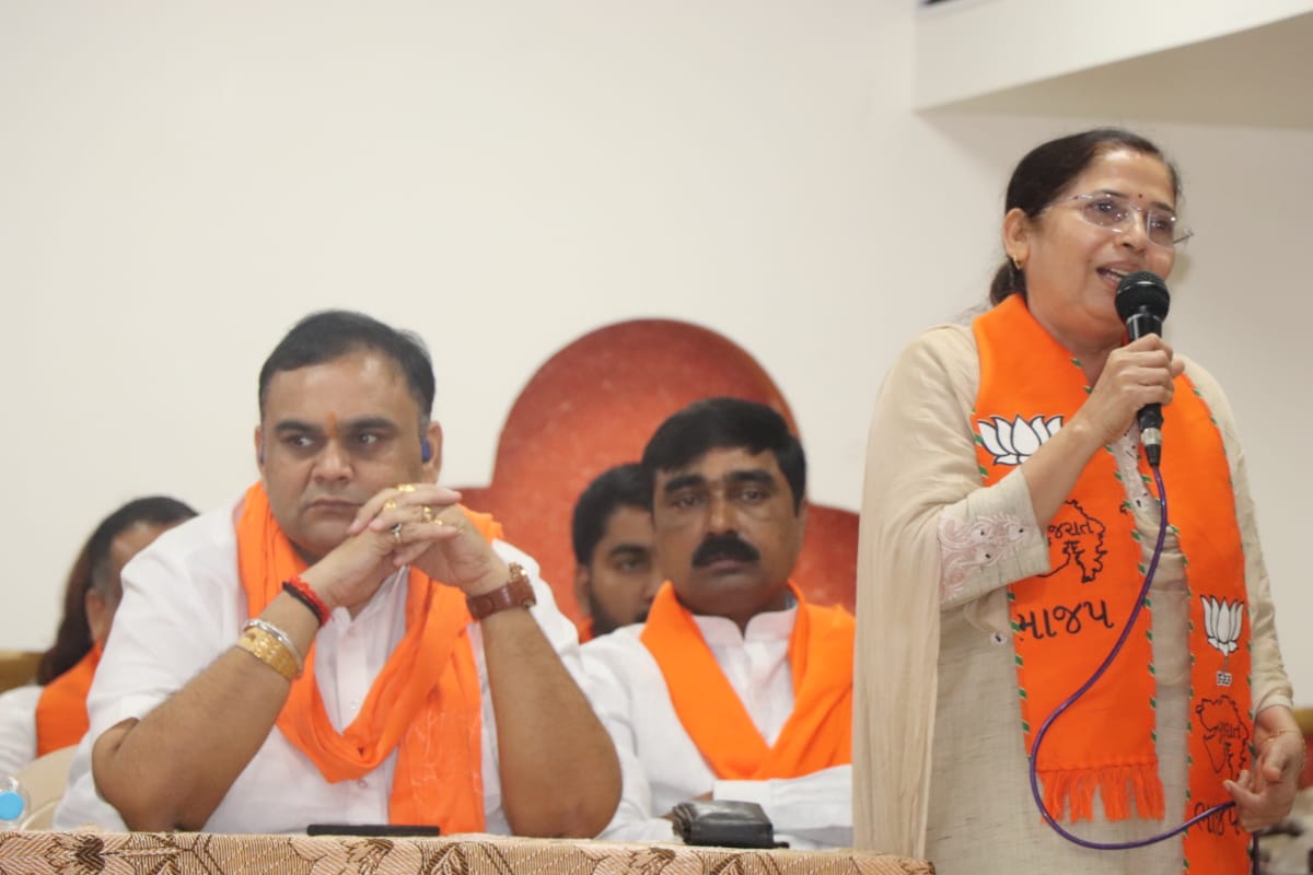 169 બારડોલી વિધાનસભા સ્નેહ મિલન અને મન કી બાત 