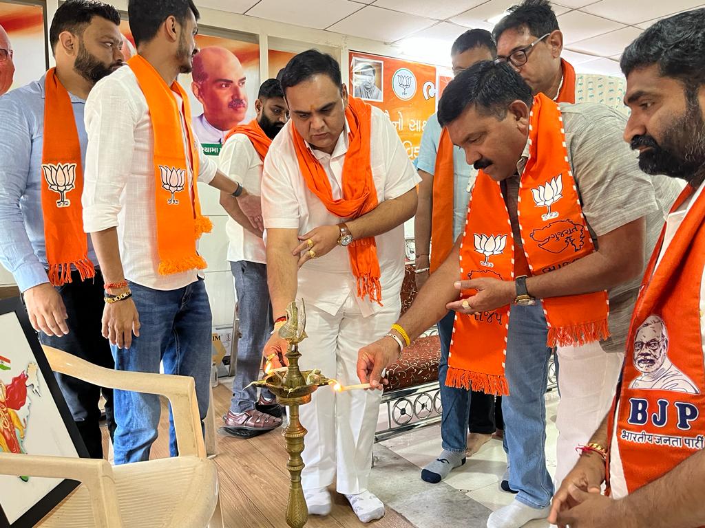 સુરત જીલ્લા યુવા મોરચા બૃહદ કારોબારી અને કાર્યશાળા 