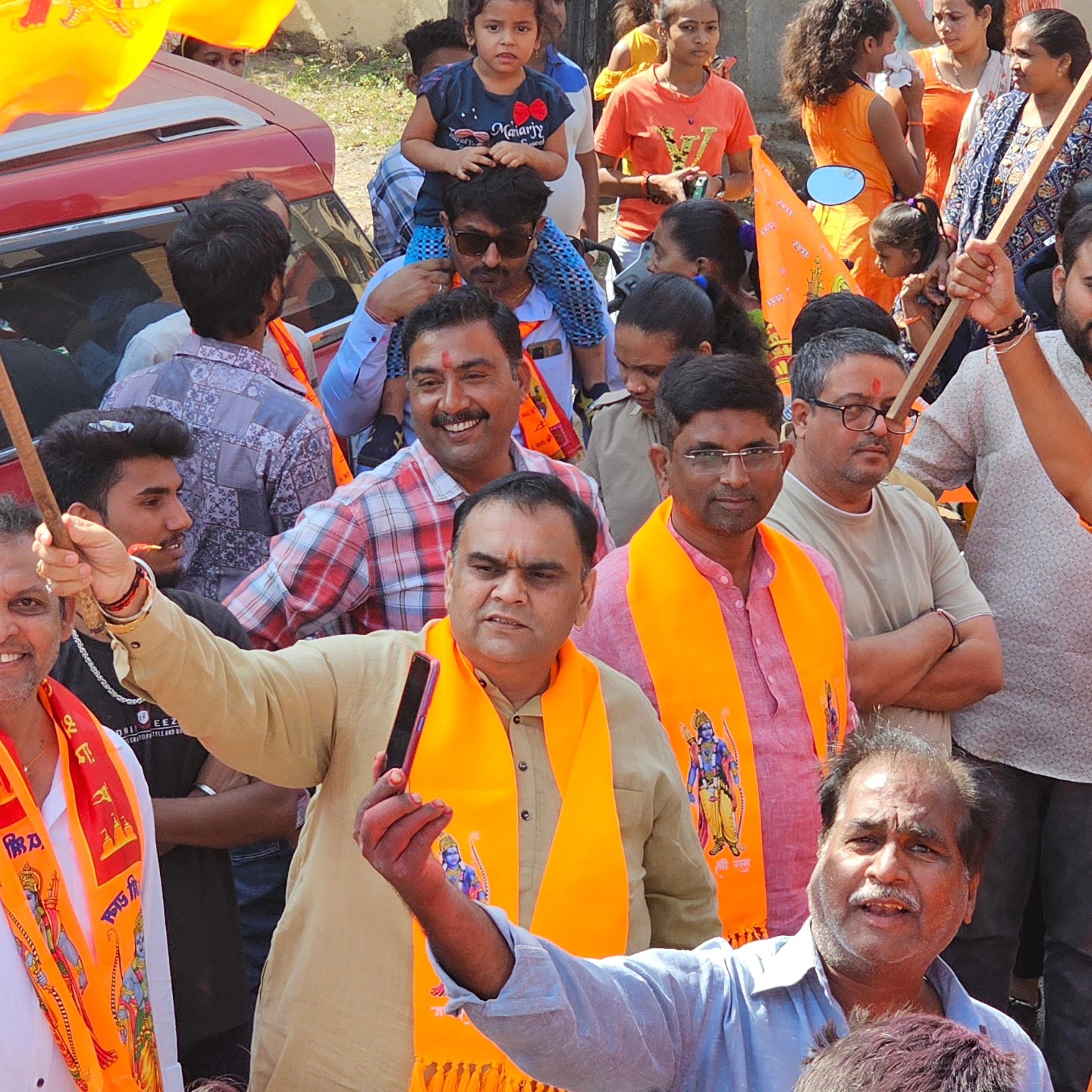 તા.૨૨/૦૧/૨૦૨૪ ના રોજ મહુવા ગામમાં પ્રભુ શ્રીરામજીની શોભાયાત્રામાં હાજરી આપી.